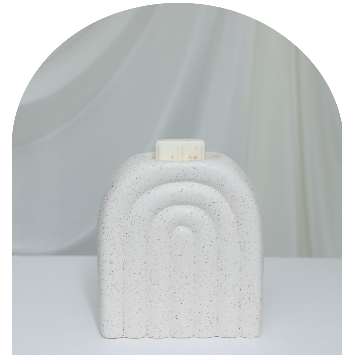 Arcadia - Glow- Wax - Brander